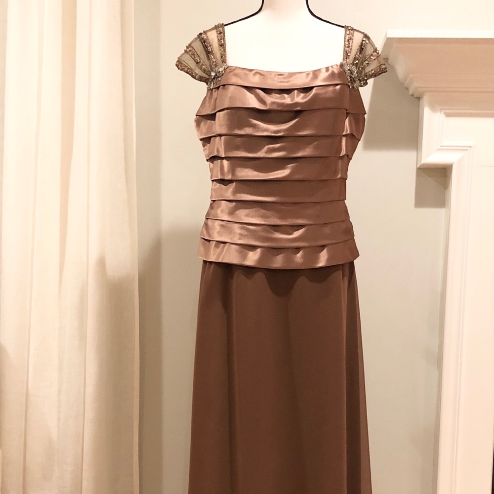 Wedding/Evening/ Formal Gown